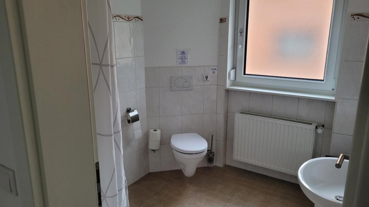 Ferienwohnung 2 - "Ferienhaus Seibert" Ellerdorf 外观 照片