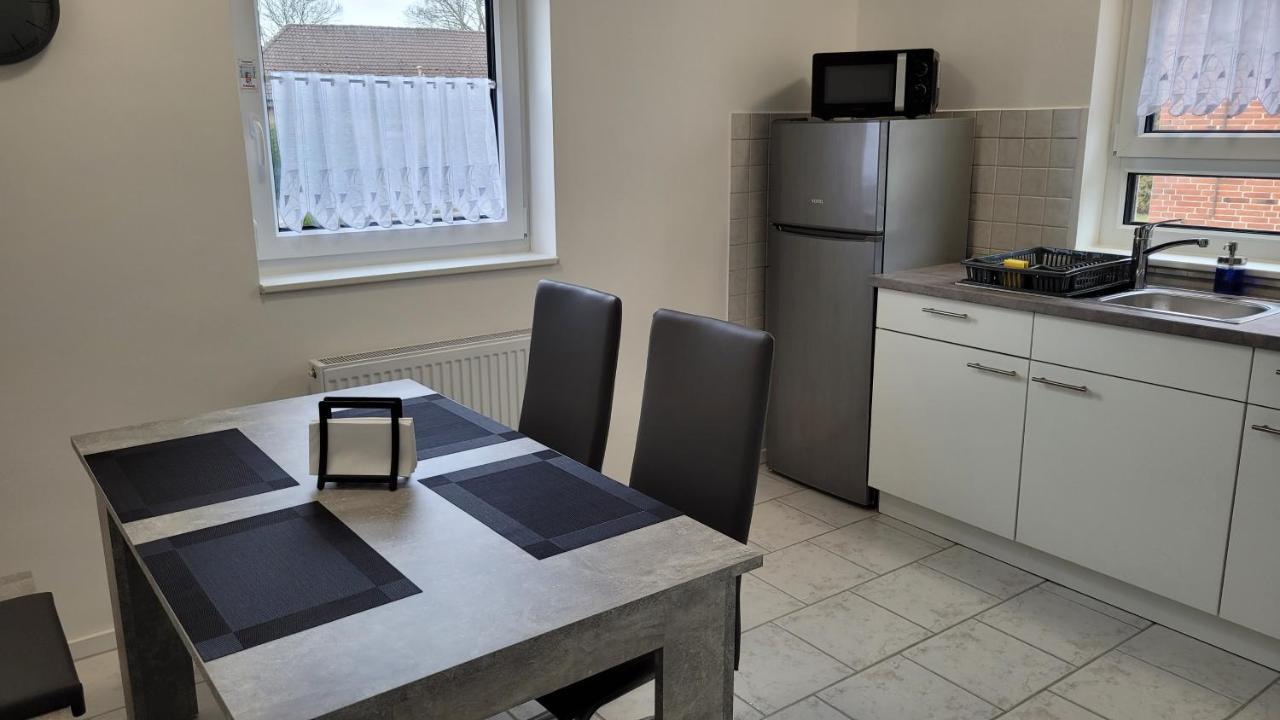 Ferienwohnung 2 - "Ferienhaus Seibert" Ellerdorf 外观 照片